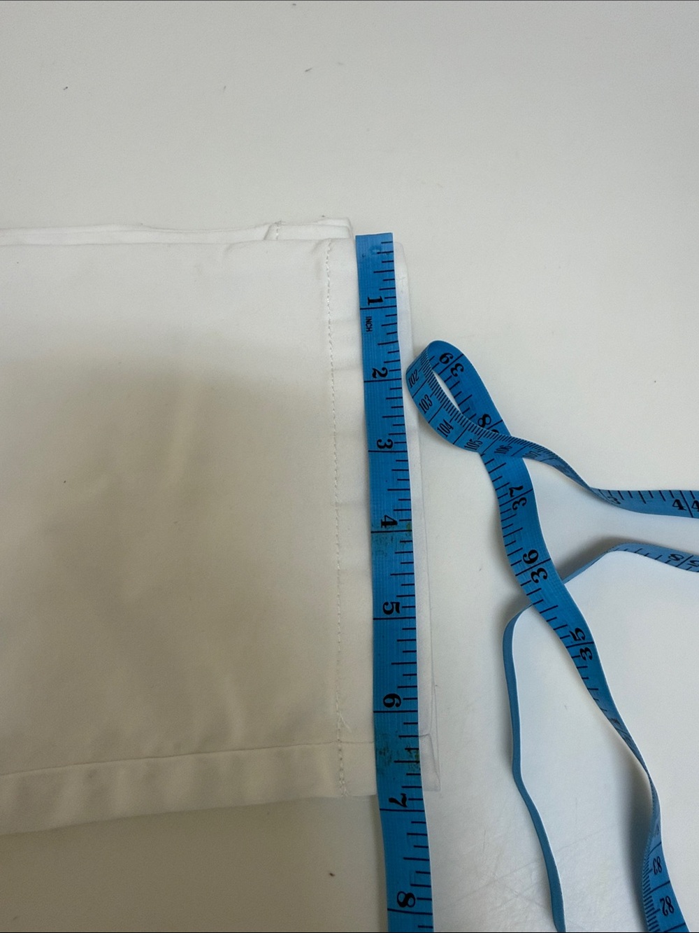 Tommy Bahama Classic White Chino Crop Pants - Like New! - Picture 8 of 8